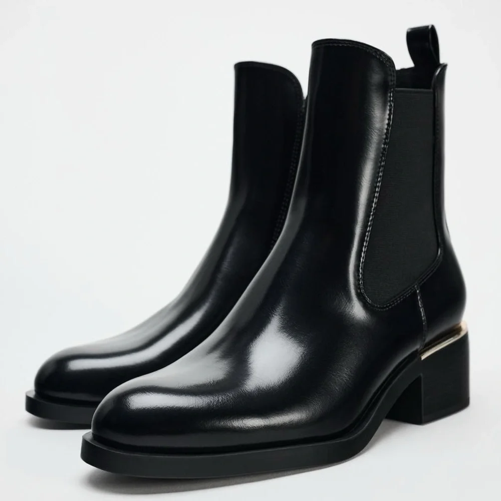Zara NWT metal plate ankle boot black 2150/411